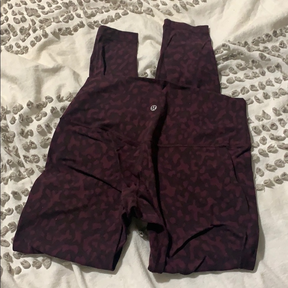 LULULEMON ALIGN 28” CAMO SZ 8